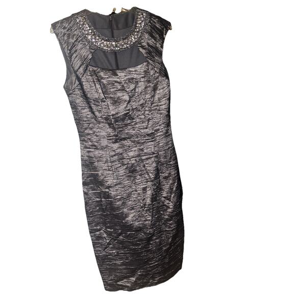 ELIZA J Glamorous Metallic Gray Beaded Neckline Bodice Sheath Dress Size 8 C10 - Picture 1 of 6